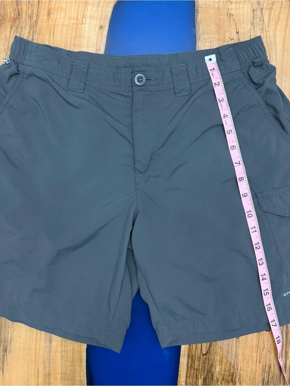Columbia PFG Men’s 34 Omni-Shade Fishing Cargo Shorts Gray 9” Inseam